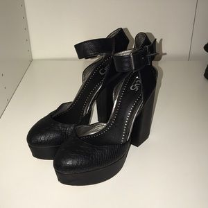 Circus by Sam Edelman Nyla Platform Heel